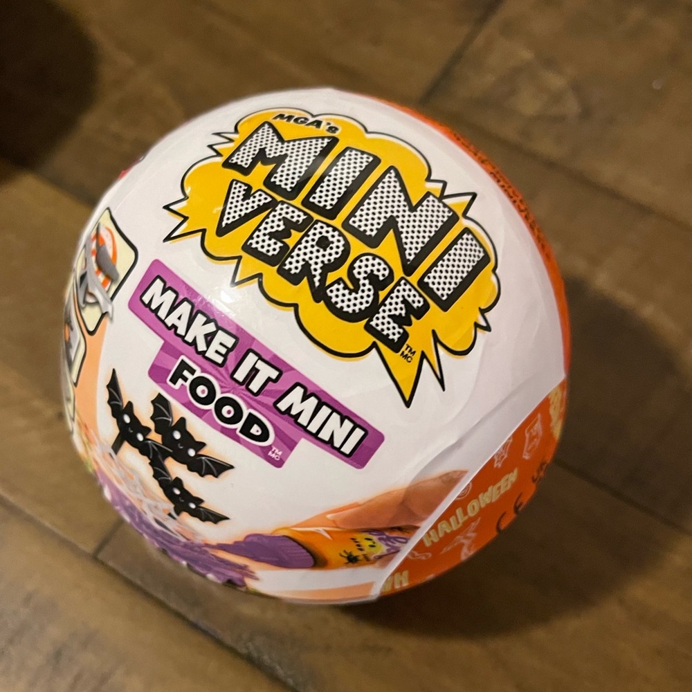 MGA's Miniverse Halloween Series 2 Mini Collectibles - Dirt Cups